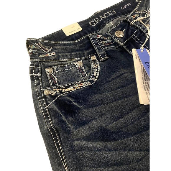 Grace in LA Women's Embroidered Distressed Flap Pocket Bootcut Stretch Jeans - Picture 5 of 7